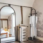 112 Micklegate - 1 *